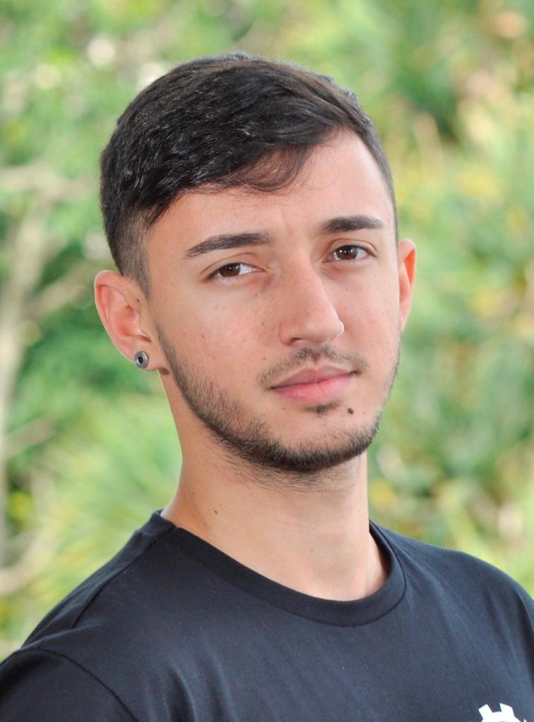Cláudio Roberto Almeida de Abreu Mestrado 1